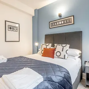 Kula - Tower Bridge Apartamento